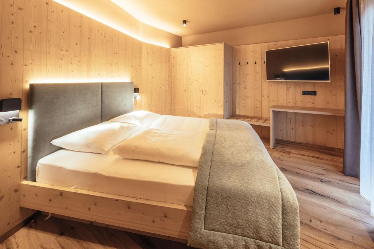 Tirolerhof Hotel San Leonardo in Passiria Eksteriør billede