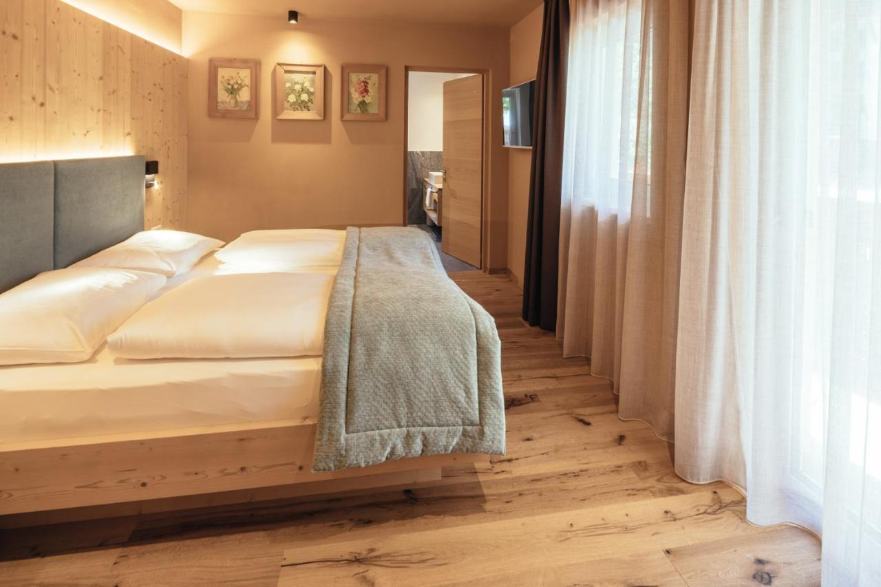 Tirolerhof Hotel San Leonardo in Passiria Eksteriør billede